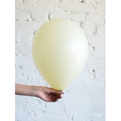 Шар кремовый матовый