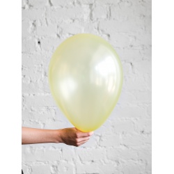 Шар светло-жёлтый перламутровый