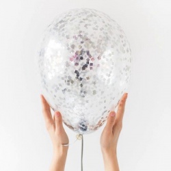 Шар с серебряным квадратным конфетти