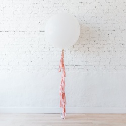 Большой шар белый на гирлянде